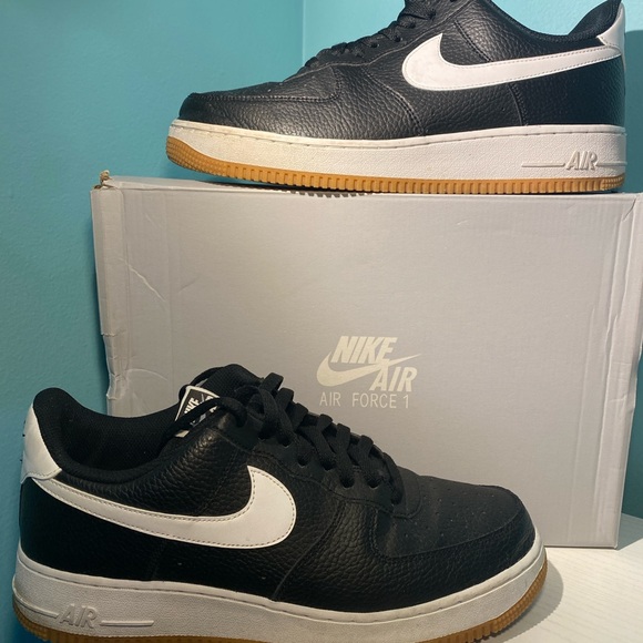 🔥 Nike Air Force 1 ‘07 - Black/White Gum bottom (Men’s 10.5 / Women’s 12) 🔥 - Picture 6 of 6